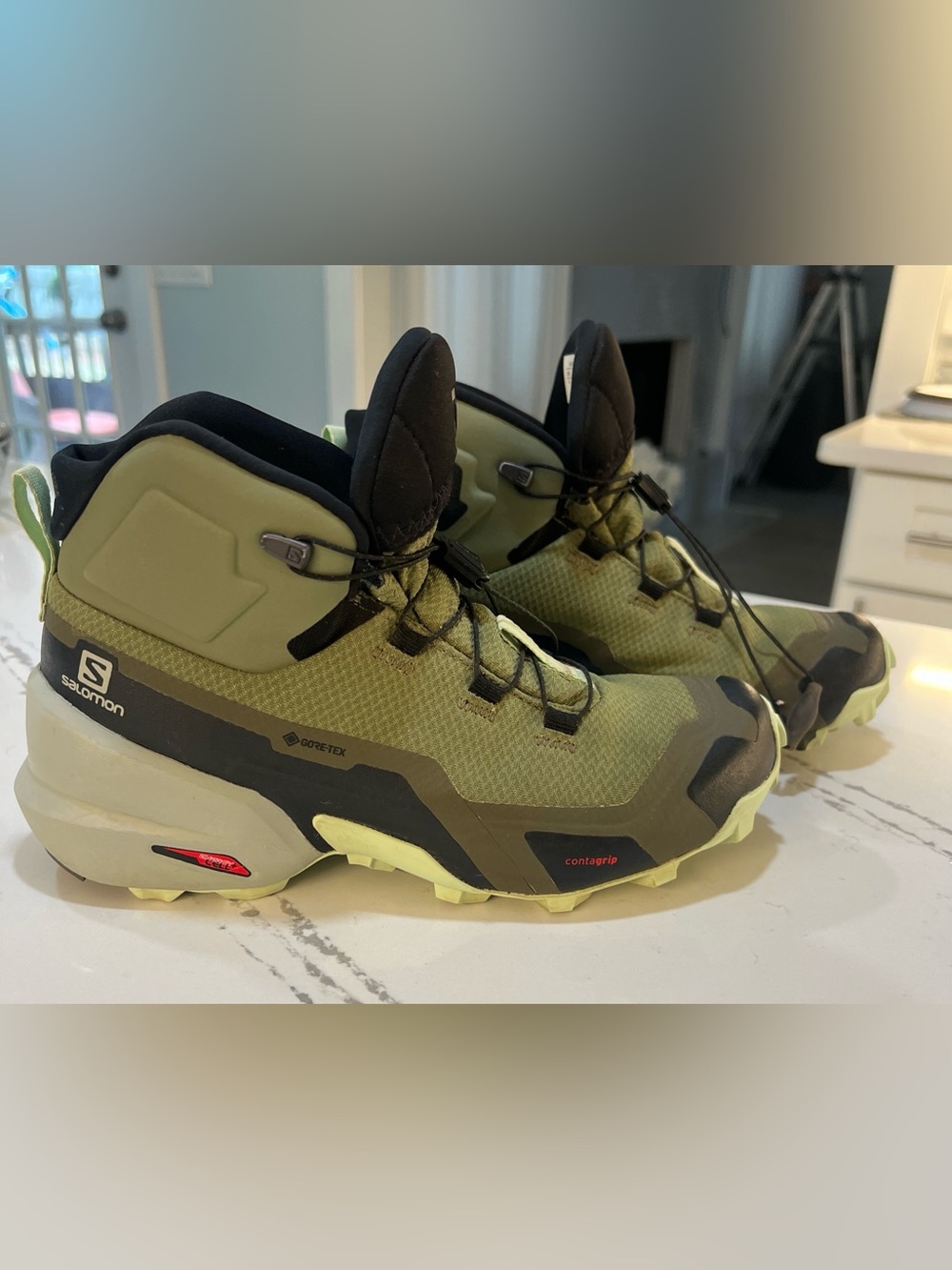 Salomon Cross Hike Gortex GTX Olive Mid-Height Trail Boots Women’s size US 5.5